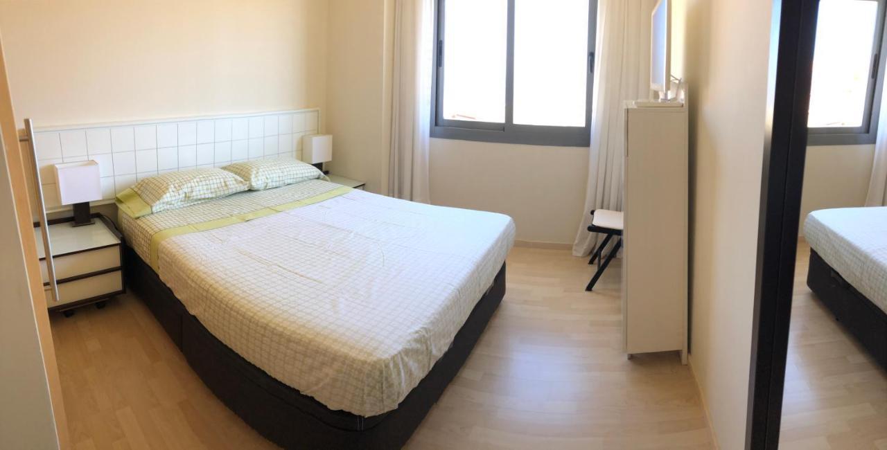 Atico Mirador Paseo Antonio Banderas primera linea de playa y piscina Málaga Exterior foto