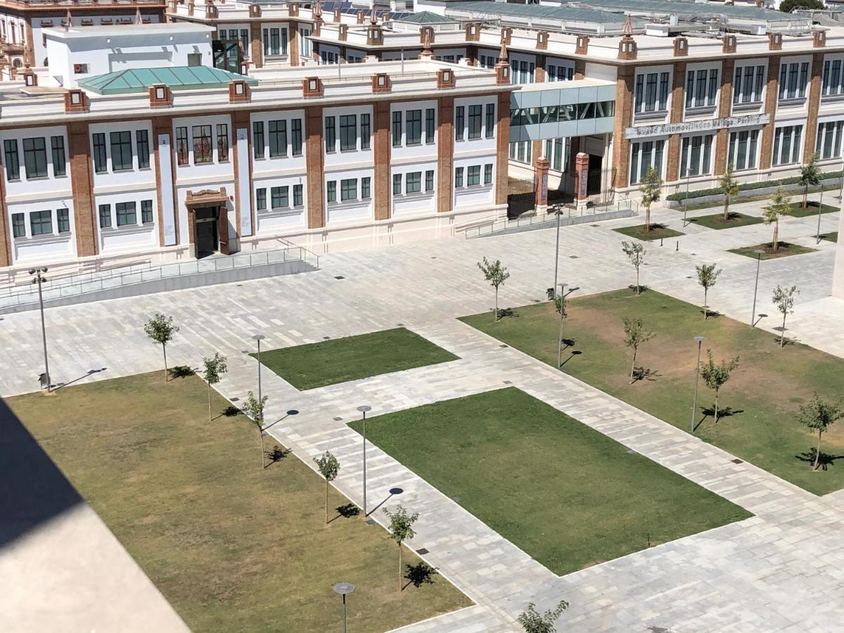 Atico Mirador Paseo Antonio Banderas primera linea de playa y piscina Málaga Exterior foto
